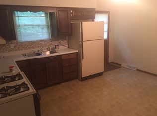 13 Oakleigh Dr, Belleville, IL 62223