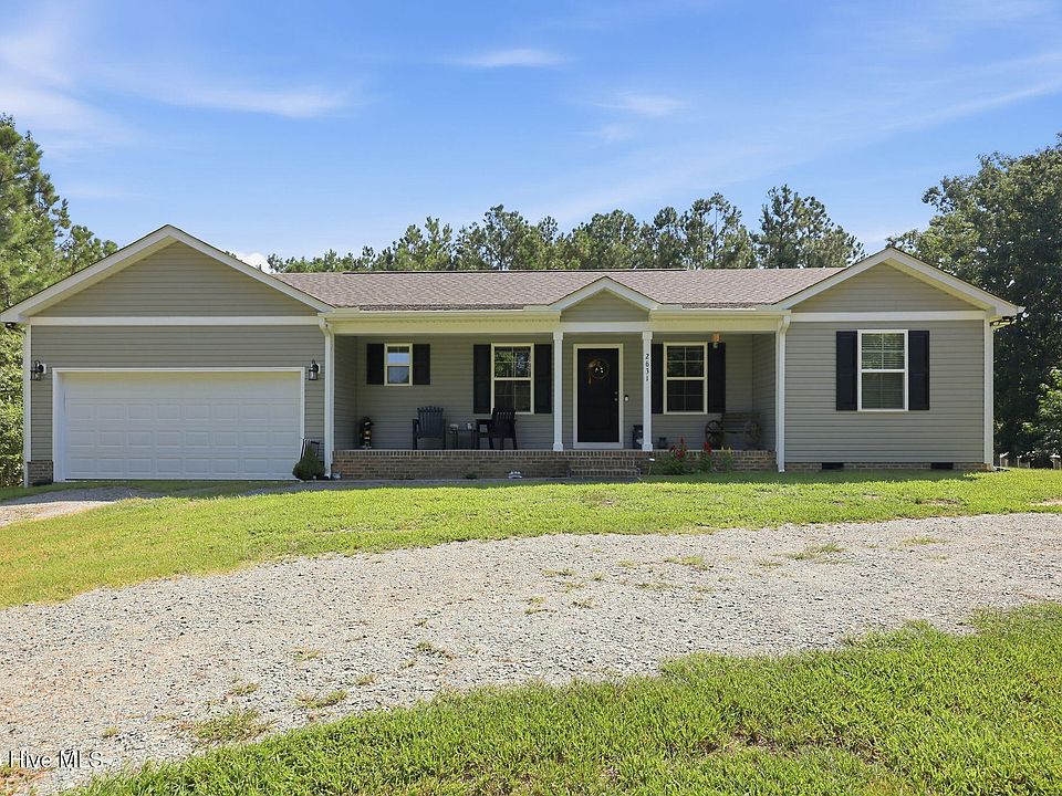 1st image of 2631 Blackstone Road