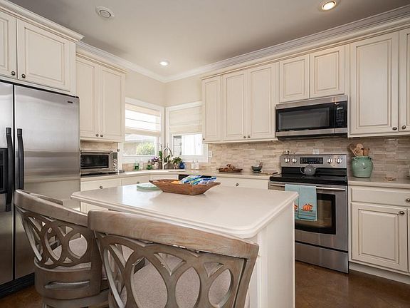 2nd image of 206 Northpointe Blvd