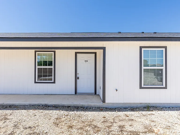 1010 County Road 4516 #1008 — Photo 3