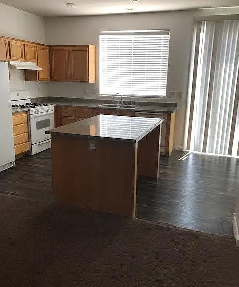9581 Rainfall Ave — Photo 6