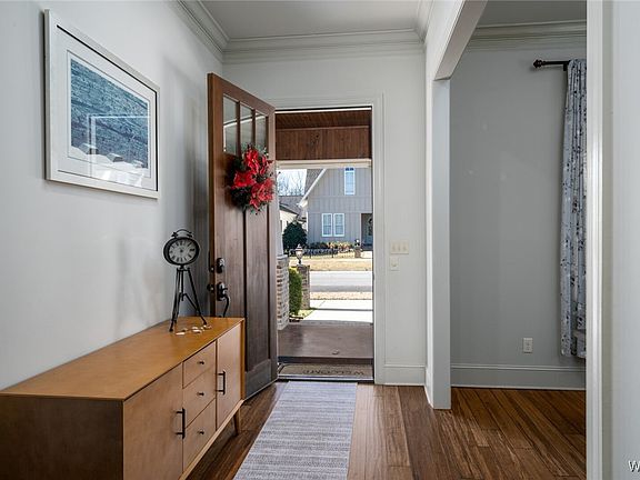 5th image of 5337 Courtney Ave