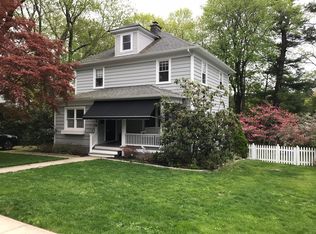 39 Larch Rd, Briarcliff Manor, NY 10510