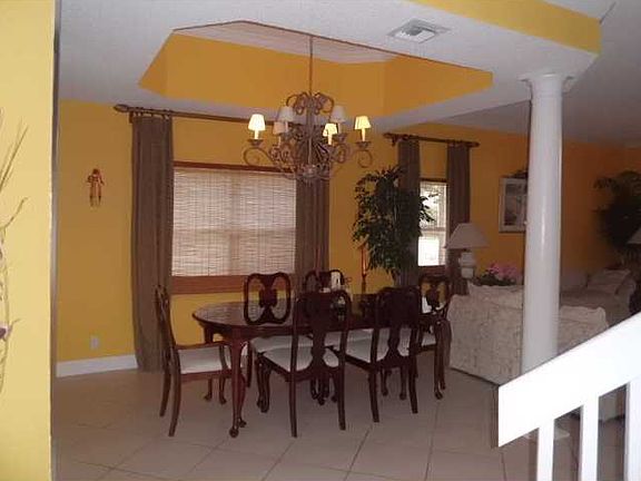 4th image of 18423 NW 9th Ct