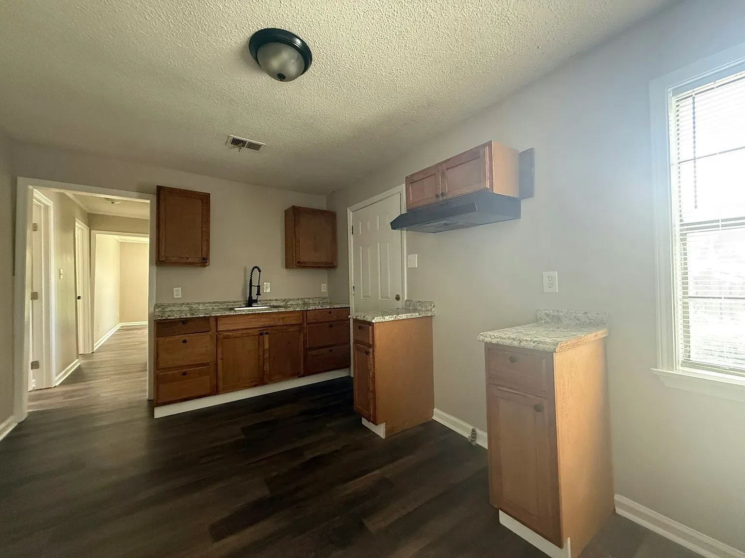 2076 Goff Avenue — Photo 4