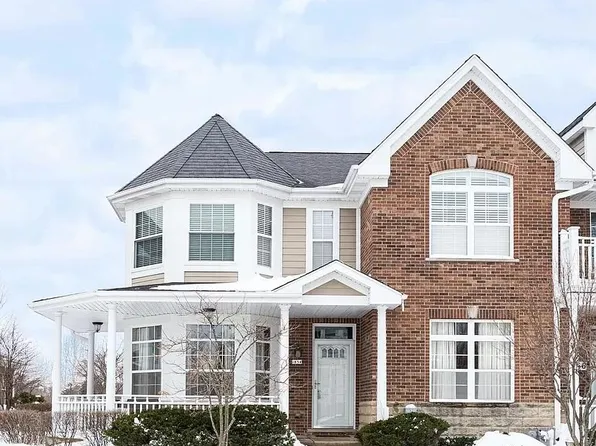 1854 Keystone Pl, Schaumburg, IL 60193