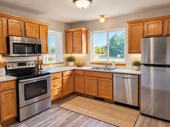 2165 Copper Wynd Dr, Pleasant Hill, IA 50327