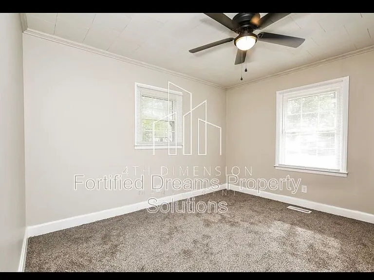 603 Ford St — Photo 7