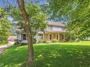 4205 Watkins Rd, Barberton, OH 44203