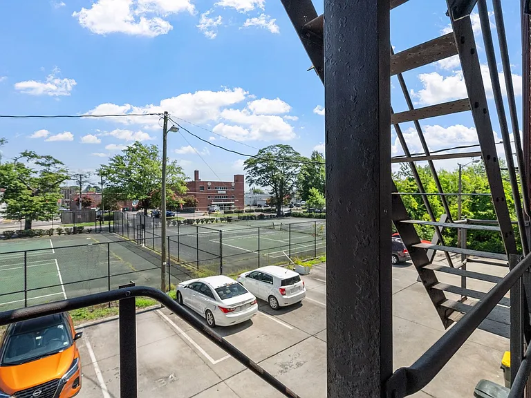 742 Washington Park #B4 — Photo 26