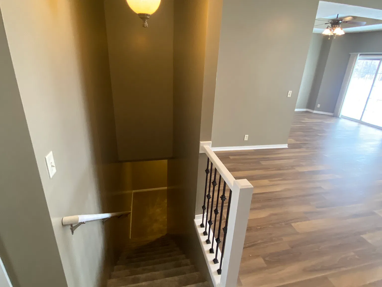 3 bed, 1360 sqft, $1,995 — Photo 4