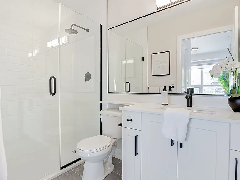 120 Benton St — Photo 11