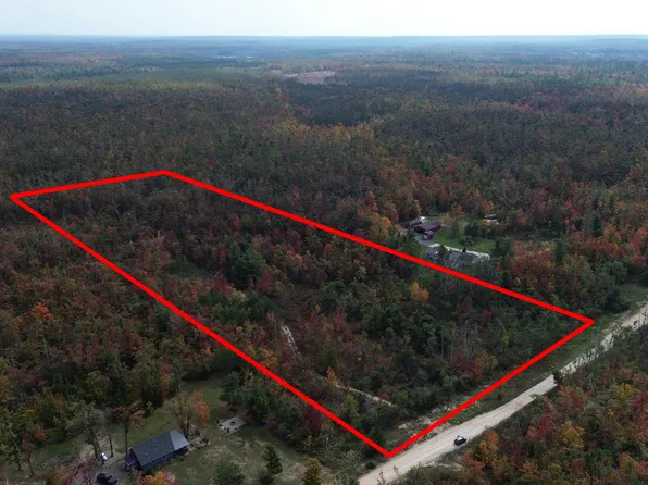 V/l 1041a Big Bowl Dr, Gaylord, MI 49735