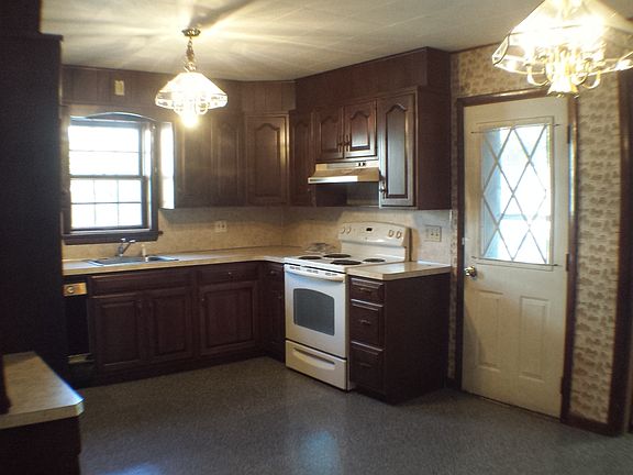 5th image of 106 S Richmond St