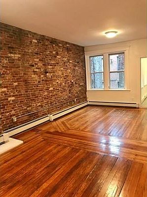 5th image of 49 Garden St #2