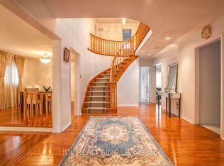 101 Summerdale Dr #AA, Markham, ON L3T6W3