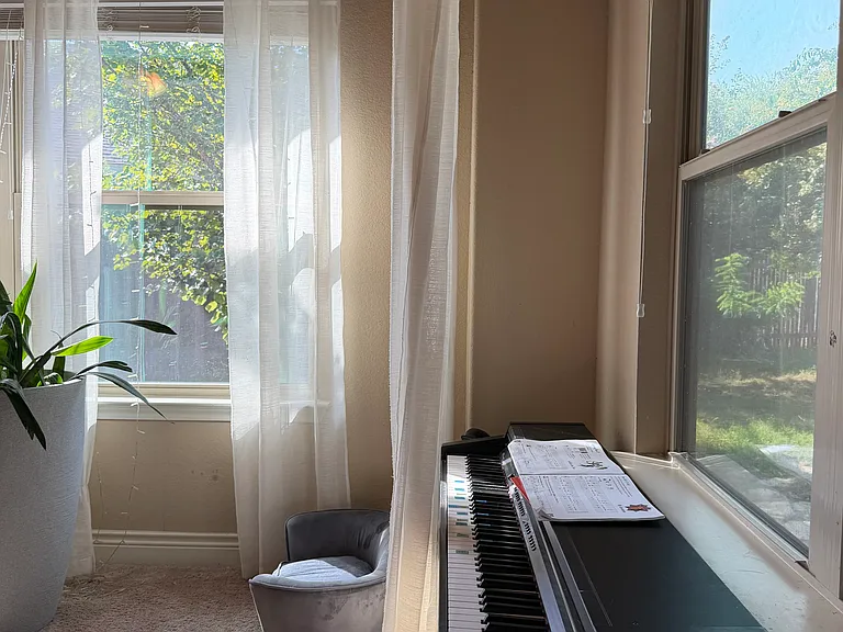 3304 Merlin Ct — Photo 34