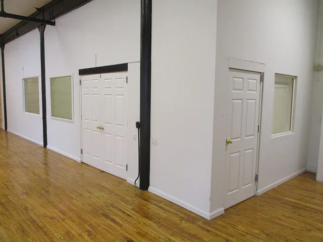 1401 Central Pkwy #100 — Photo 12