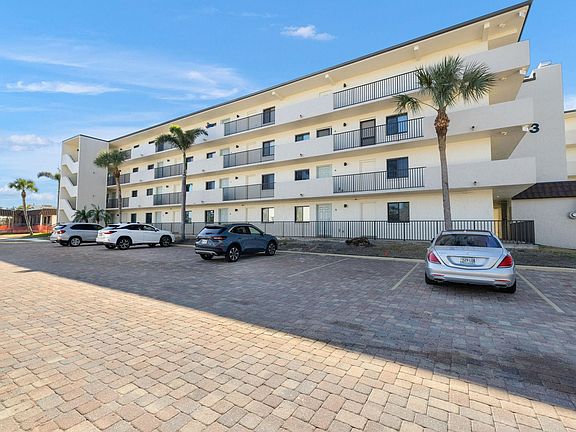 3rd image of 979 E Gulf Dr Unit 362