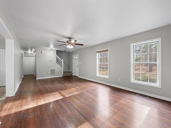 3rd image of 5523 Old Noble Rd