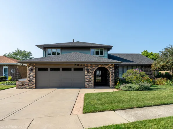 5844 W 126th Pl, Alsip, IL 60803