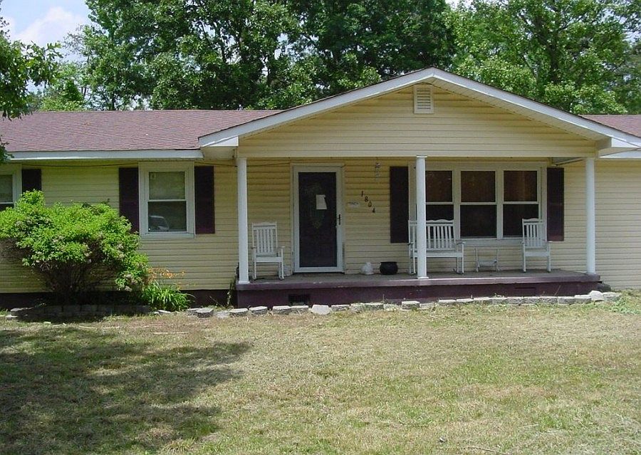 2nd image of 1804 County Road 776