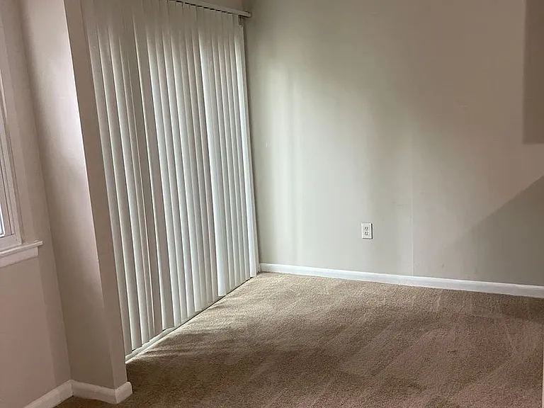 111 Elliot St — Photo 13