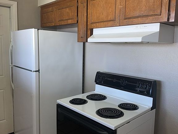 5th image of 3174 & 3176 Winterhaven Dr #3176