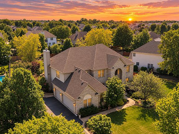 2nd image of 3691 Grayhawk Dr