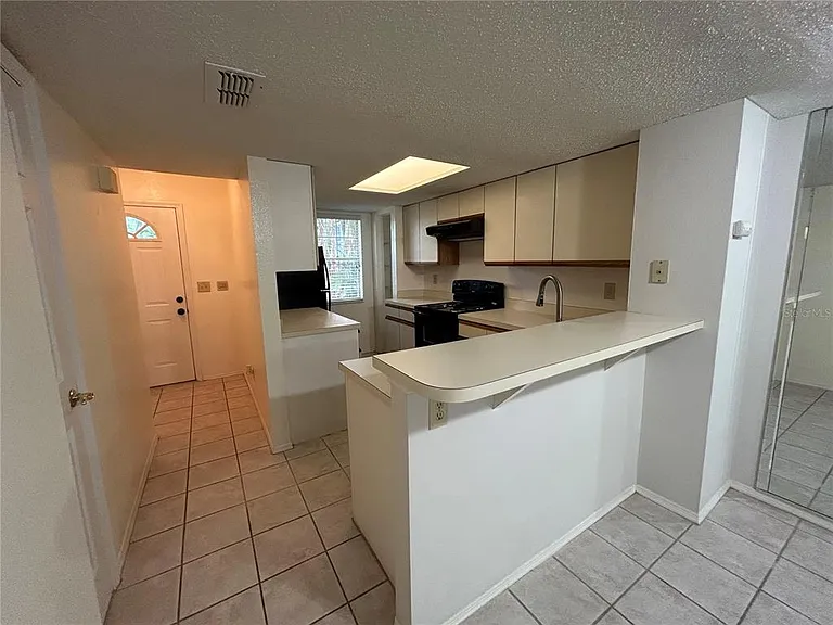 2143 Fox Chase Blvd — Photo 11