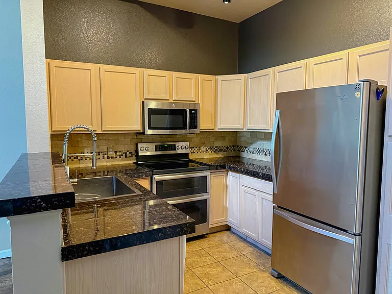 8707 E Florida Ave #406 — Photo 6