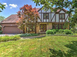 180 Hickory Point Ct, Forsyth, IL 62535