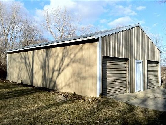Cement floor pole barn