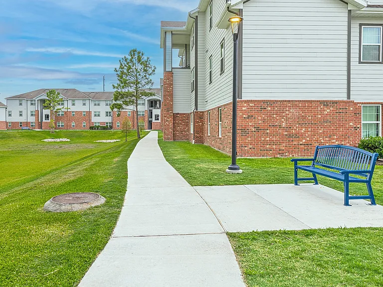 Vermillion Apartments — Photo 24