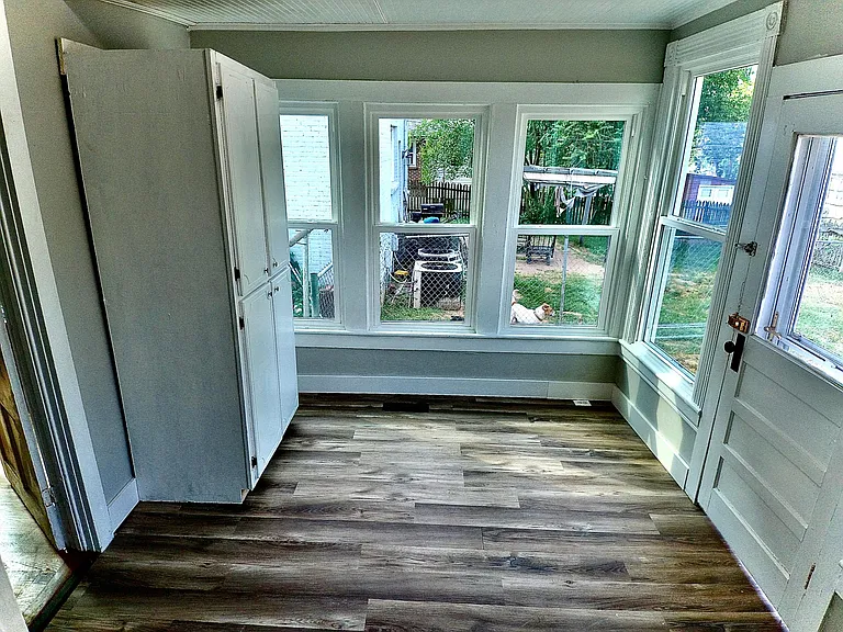 510 N Cherry St — Photo 15