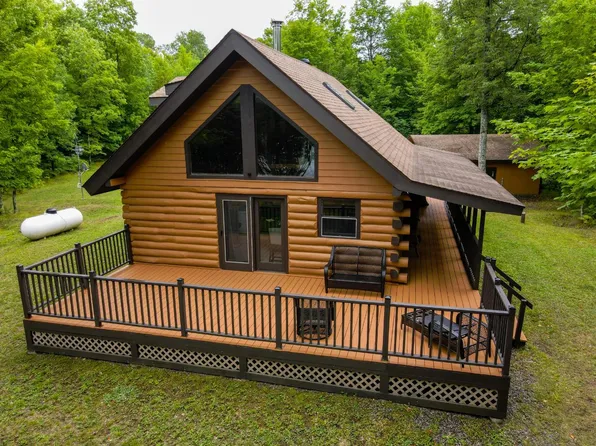 N16271 Cys Dr, Park Falls, WI 54552