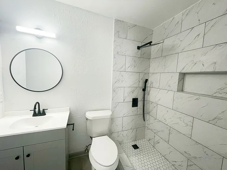 1017 N Meadows Dr #B — Photo 11