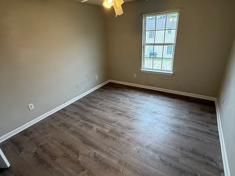 102 Nathan Cir NW #3 — Photo 5