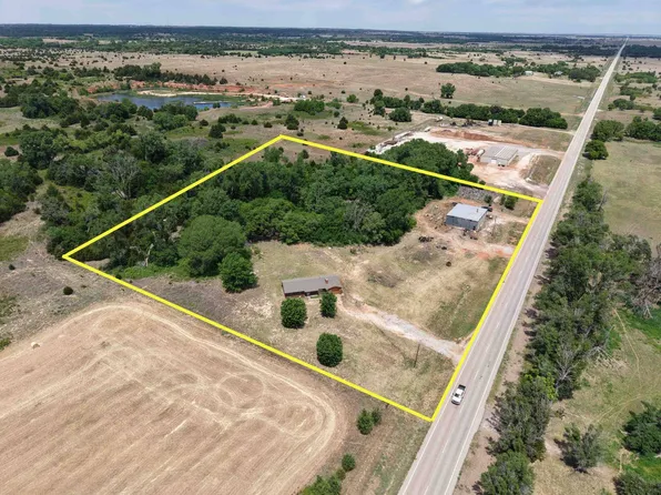 25265 State Highway 132, Nash, OK 73761