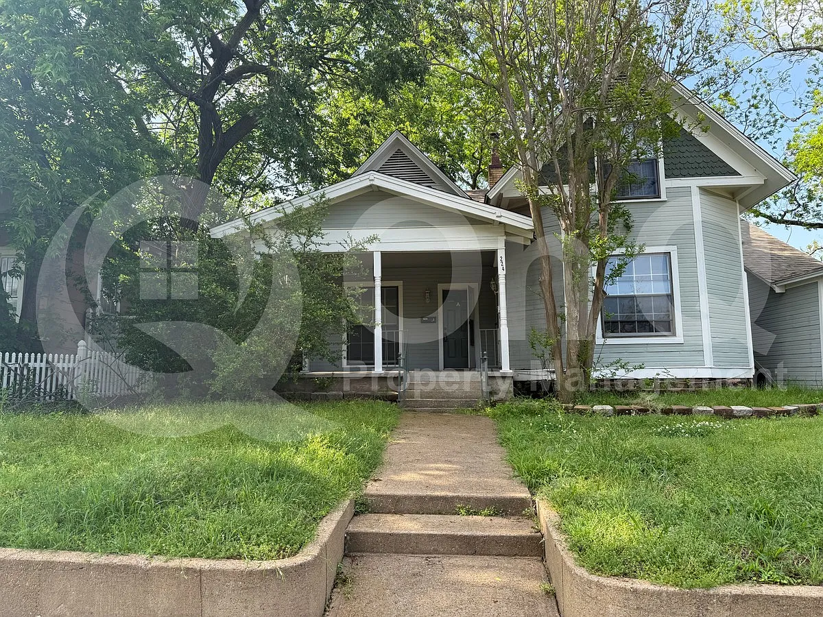 2 bed, 1.0 bath, 800 sqft, $1,250 — Photo 2