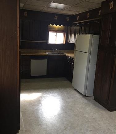 2nd image of 630 Dewey Ave #A