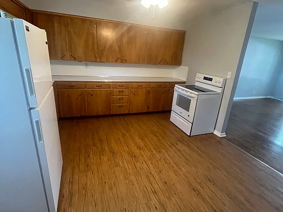 3rd image of 3614 Lafayette St