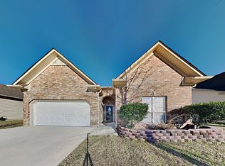 1008 Kerry Dr, Calera, AL 35040