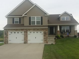 13933 Dakota Ct, St Joseph, MO 64505