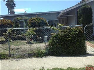 2nd image of 1413 E Palmetto Ave