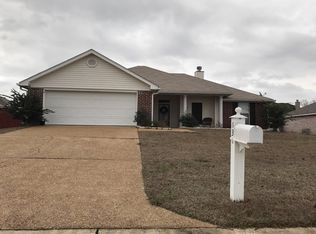 636 Oak Ridge Way, Pearl, MS 39208