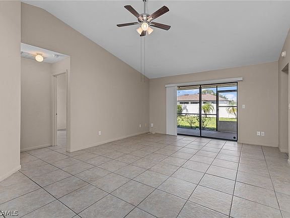 2nd image of 126 NE 6th Pl