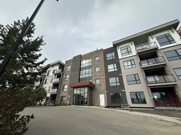 224 140th Ave NW, Edmonton, AB T5E 2C5