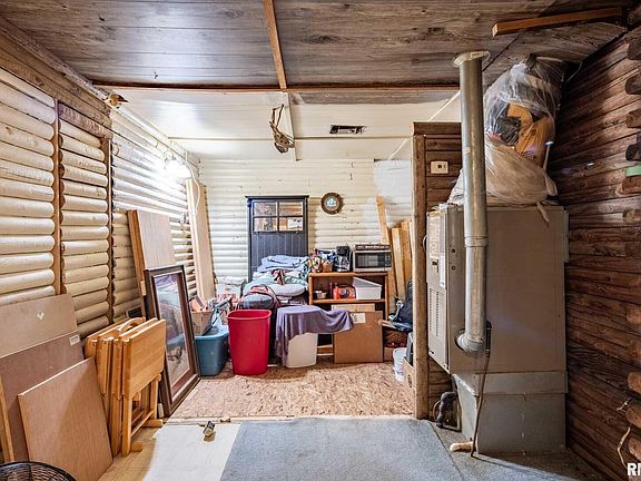 5th image of 615 E Blue Ave