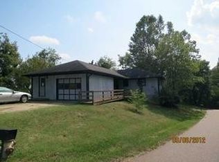 12 Hillcrest Dr, Gallipolis, OH 45631